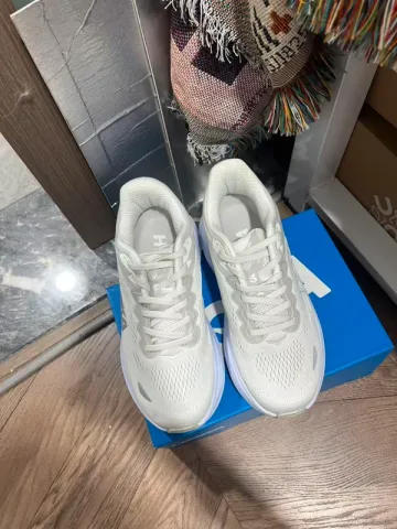 Hoka Bondi 9 bike d'occasion — image 3 sur 6