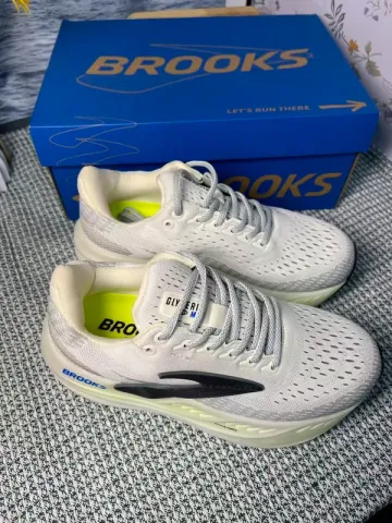 Used Brooks Baskets bike — image 3 of 5