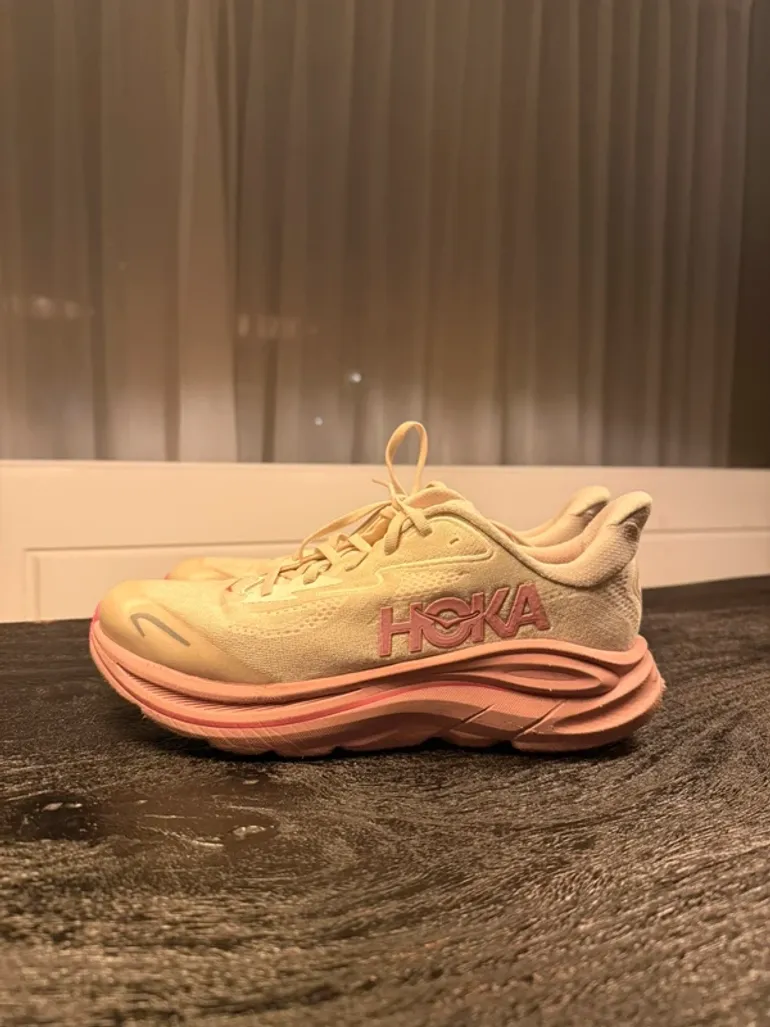 Used Hoka Clifton 10 bike — image 3 of 6