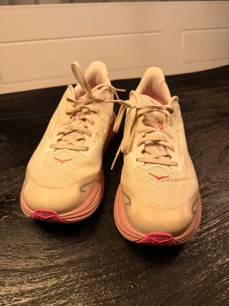 Used Hoka Clifton 10 bike — image 4 of 6