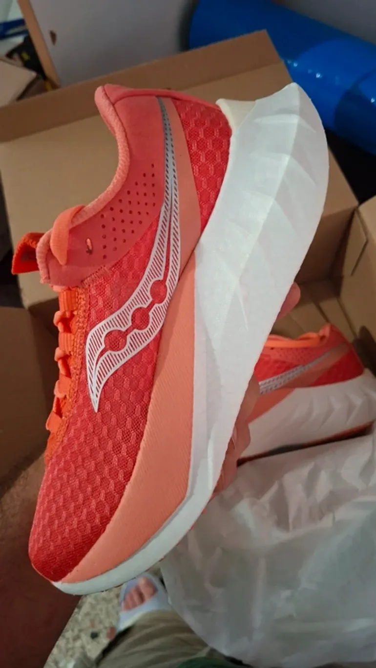 Saucony Endorphin Pro 4 bike d'occasion — image 11 sur 13
