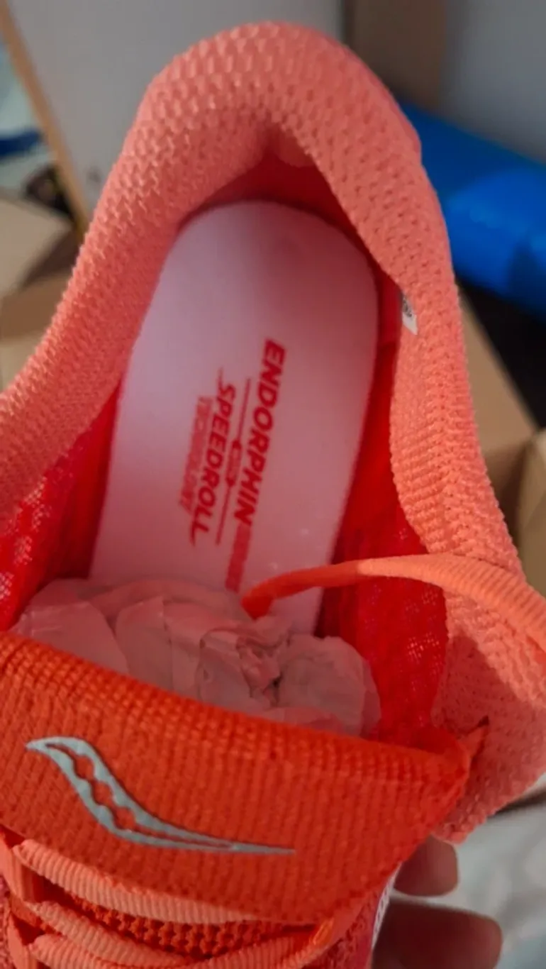 Saucony Endorphin Pro 4 bike d'occasion — image 10 sur 13