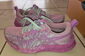 Asics Noosa 16 Tri bike d'occasion — image 2 sur 5