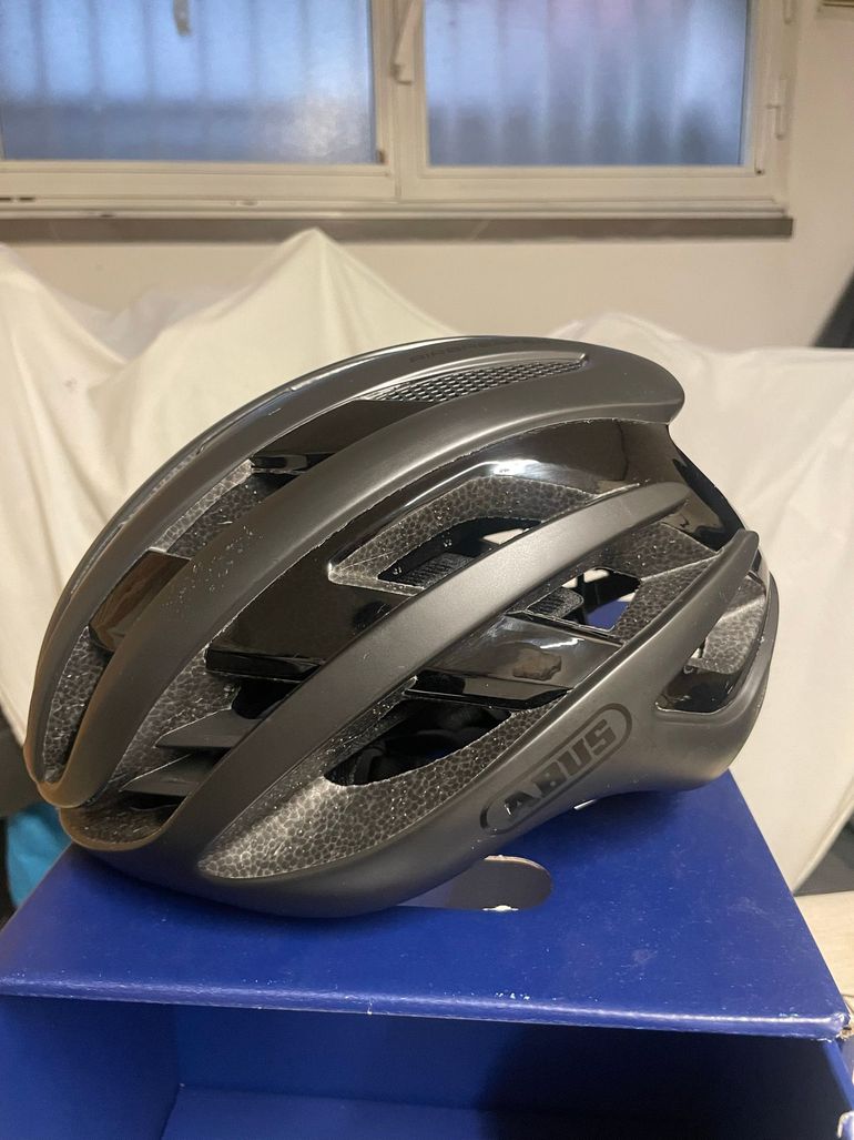 ABUS AirBreaker Helmet 2025 bike usato — immagine 2 di 2