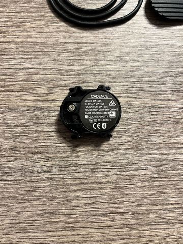 Tweedehands Bryton Cadence Sensor 2026 bike — afbeelding 2 van 3