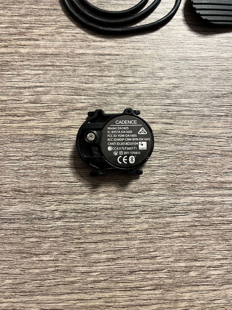 Tweedehands Bryton Cadence Sensor 2026 bike — afbeelding 2 van 3