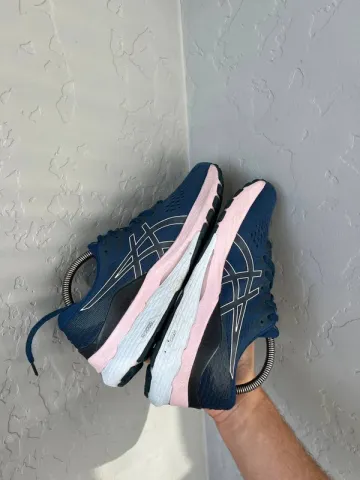 Używany Asics Sneakers bike — zdjęcie 3 z 5