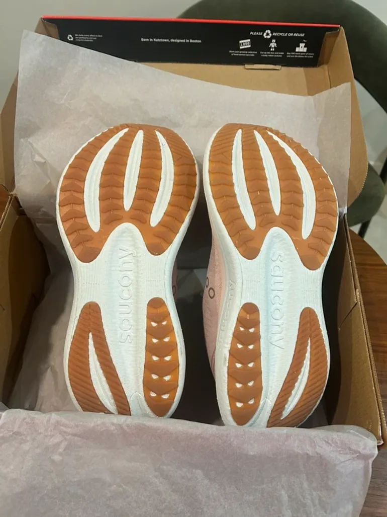 Gebrauchtes Saucony Triumph 23 bike — Bild 6 von 8