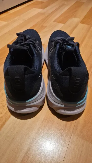 Used Ideal Gel-Kayano 32 bike — image 6 of 6