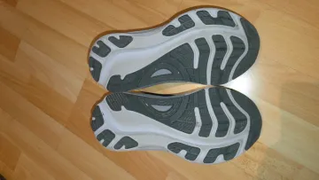 Used Ideal Gel-Kayano 32 bike — image 5 of 6