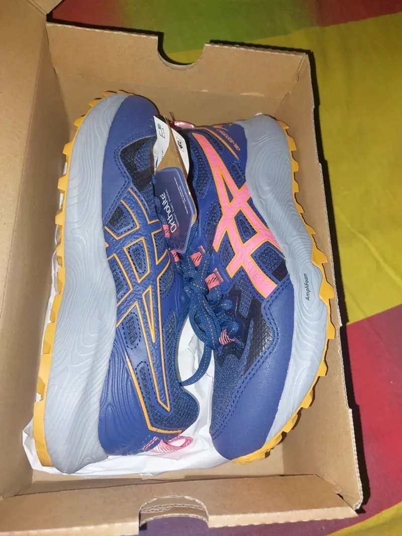 Używany Asics Running Shoes Running Shoes
