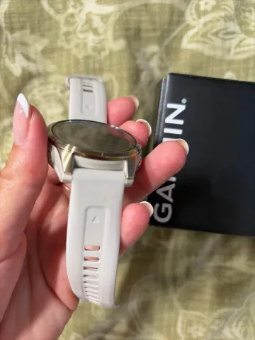 Used Garmin fenix 7s bike — image 4 of 4