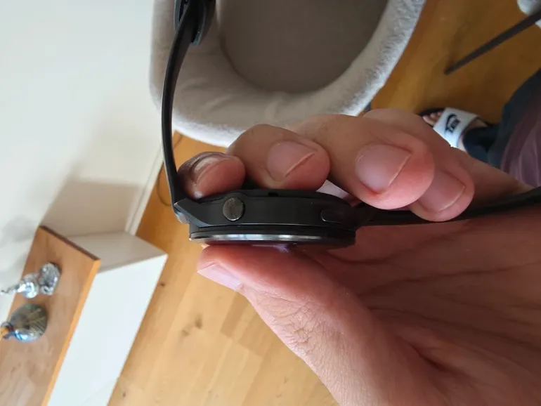 Used Garmin Venu 4 bike — image 5 of 6