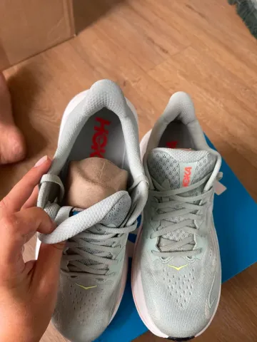 Used Hoka Clifton 10 bike — image 3 of 6
