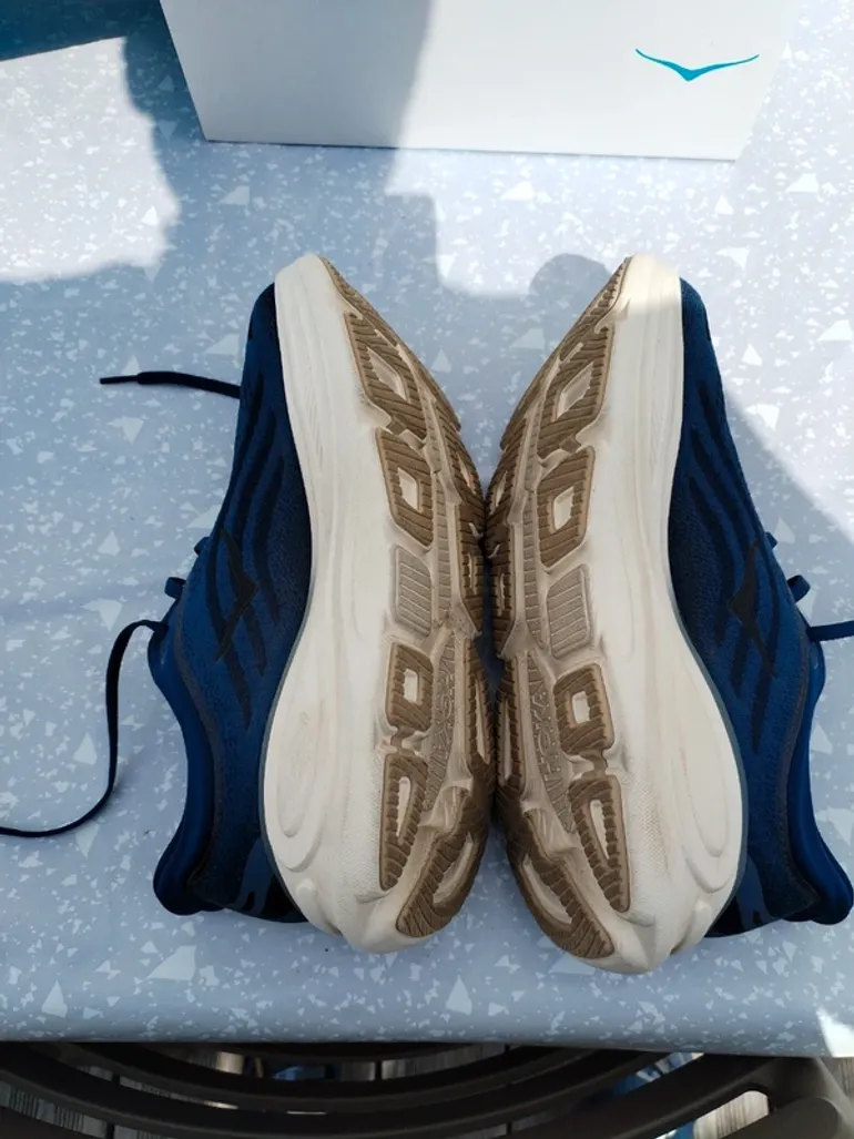 Used Hoka Bondi 9 bike — image 4 of 6