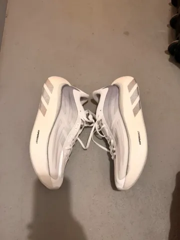 Brugt Adidas Hyperboost bike — billede 1 af 5