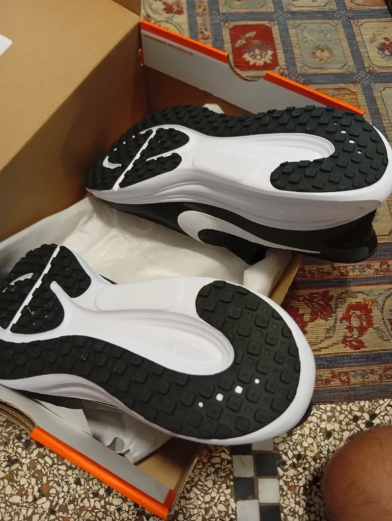 Brugt Nike Schuhe bike — billede 2 af 4
