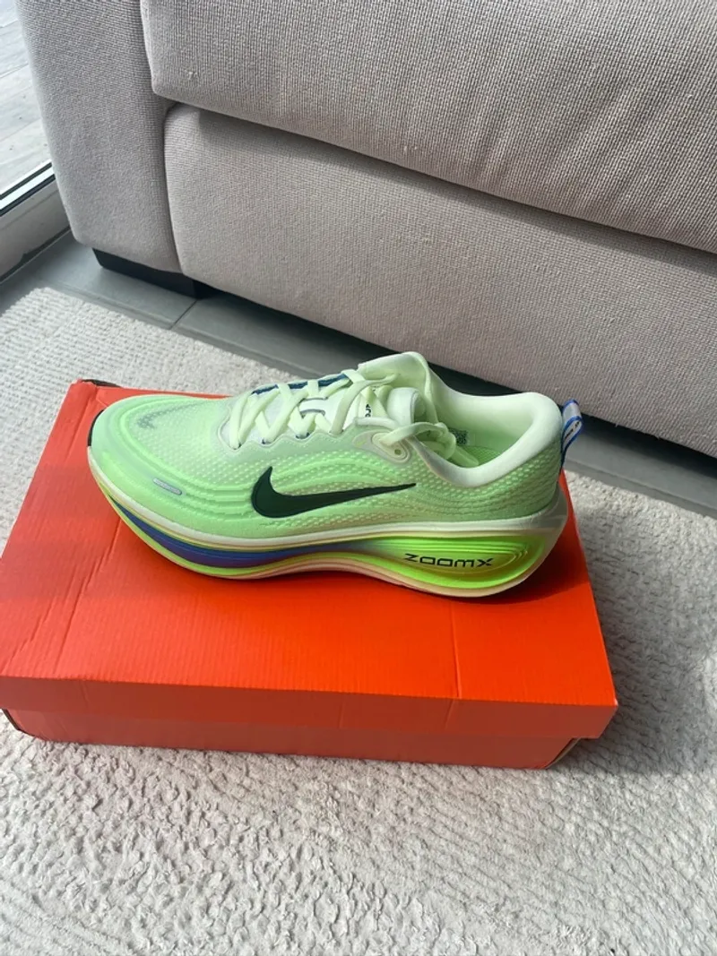 Used Adidas Zoom X Running Shoes