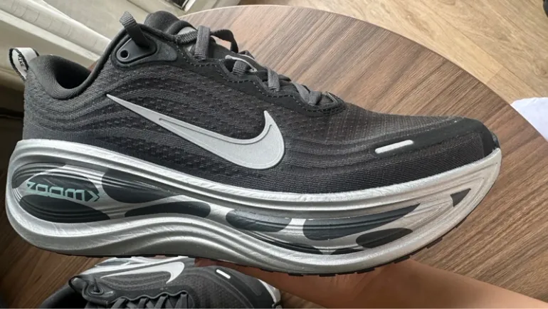 Used Nike Vomero Plus bike — image 5 of 11