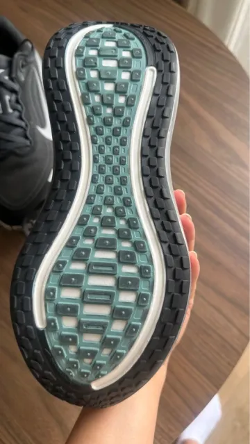 Used Nike Vomero Plus bike — image 10 of 11