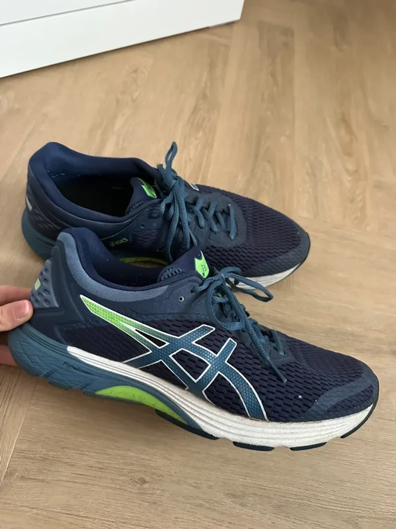Brugt Asics Running Shoes Running Shoes