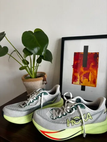 Tweedehands Hoka Mach 7 bike — afbeelding 2 van 4