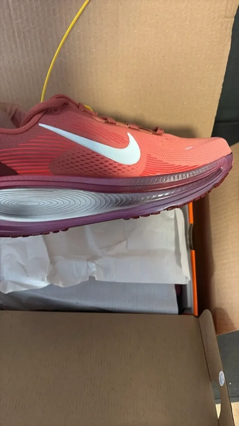 Nike Vomero 18 SE bike usato — immagine 5 di 7