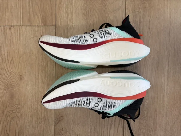 Używany Saucony Endorphin Elite 2 bike — zdjęcie 5 z 5