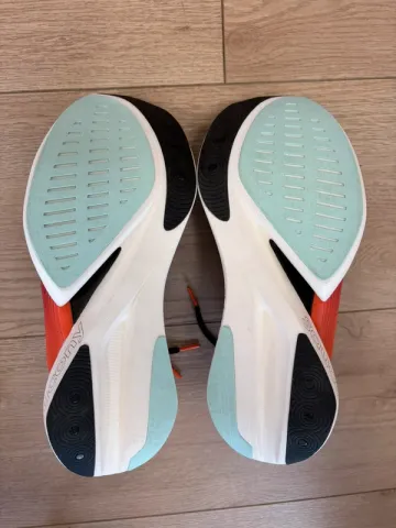 Używany Saucony Endorphin Elite 2 bike — zdjęcie 3 z 5