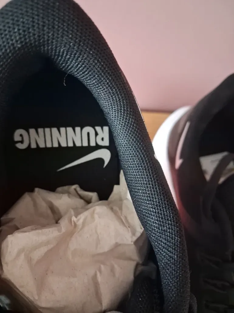 Použité Nike Running Shoes bike — obrázek 4 z 8