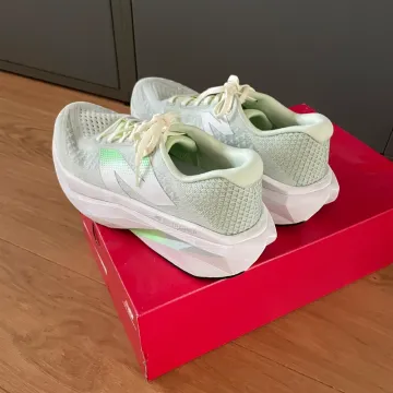 Used New Balance SC Trainer v3 bike — image 2 of 10