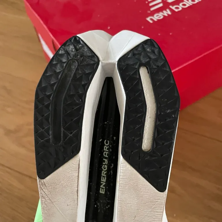 Used New Balance SC Trainer v3 bike — image 7 of 10