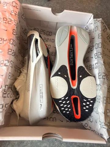 Used Nike AlphaFly 3 bike — image 2 of 3