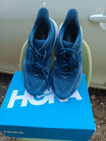 Tweedehands Hoka Clifton 9 bike — afbeelding 4 van 11