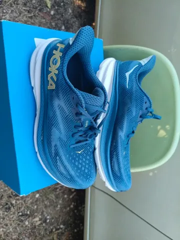 Tweedehands Hoka Clifton 9 bike — afbeelding 1 van 11