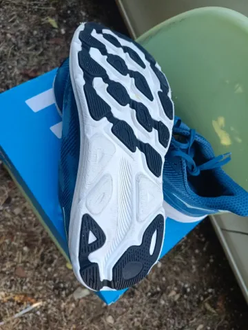 Tweedehands Hoka Clifton 9 bike — afbeelding 9 van 11