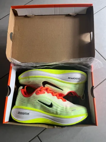 Used Nike Vomero Plus bike — image 2 of 4