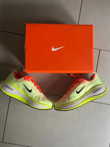 Used Nike Vomero Plus bike — image 1 of 4