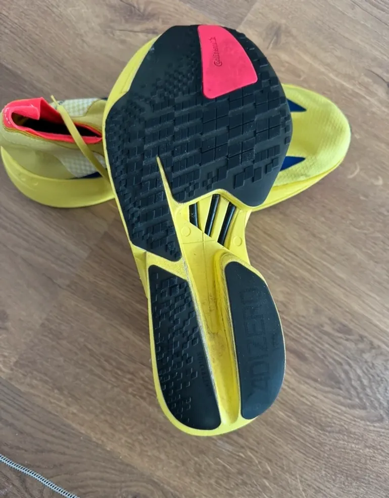 Used Adidas adios Pro 4 bike — image 3 of 4