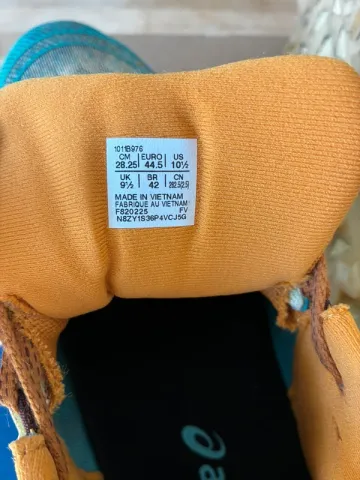 Used Asics Trabuco Max 4 bike — image 6 of 7