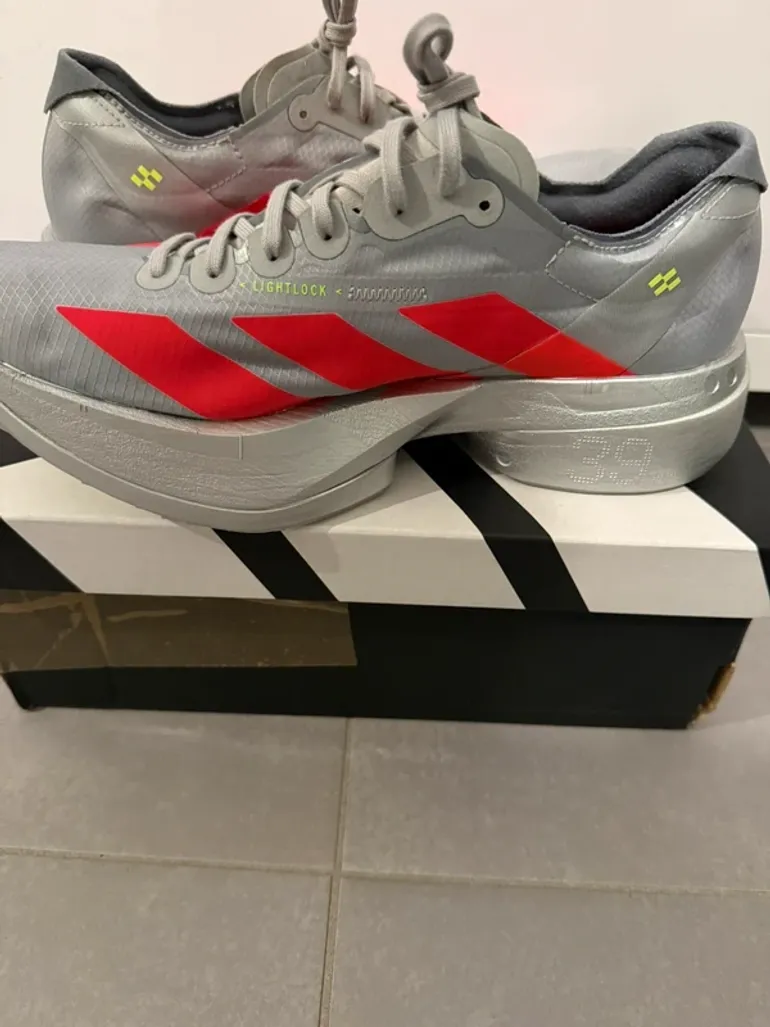Used Adidas Adizero Adios Pro 4 bike — image 3 of 6