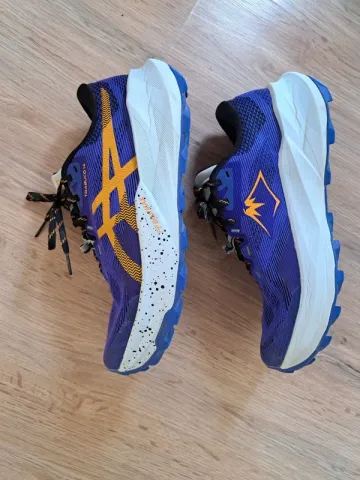 Used Asics Trabuco 14 bike — image 1 of 5