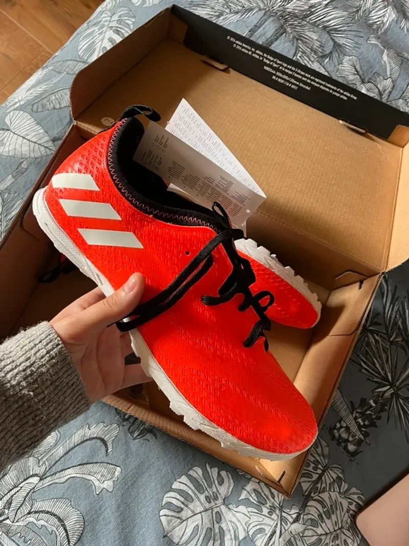 Used Adidas Basket cross Running Shoes