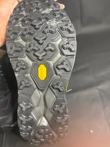 Gebrauchtes Hoka Speedgoat 5 bike — Bild 3 von 4