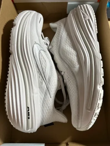 Used Nike Air Winflo 12 bike — image 1 of 7