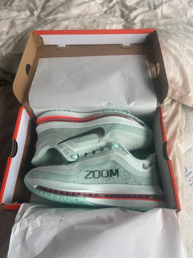 Używany Pegasus Air Zoom Running Shoes
