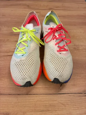 Used Nike ZOOMX Vaporfly NEXT% 3 bike — image 1 of 12