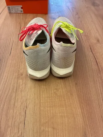 Used Nike ZOOMX Vaporfly NEXT% 3 bike — image 3 of 12