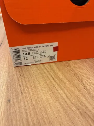 Used Nike ZOOMX Vaporfly NEXT% 3 bike — image 6 of 12
