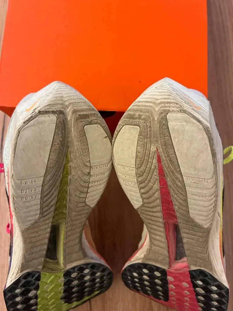 Used Nike ZOOMX Vaporfly NEXT% 3 bike — image 9 of 12